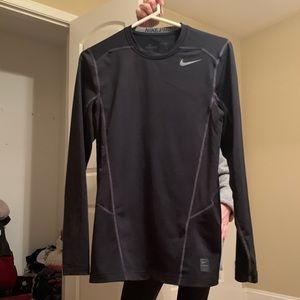 nike dri fit long sleeve shirt